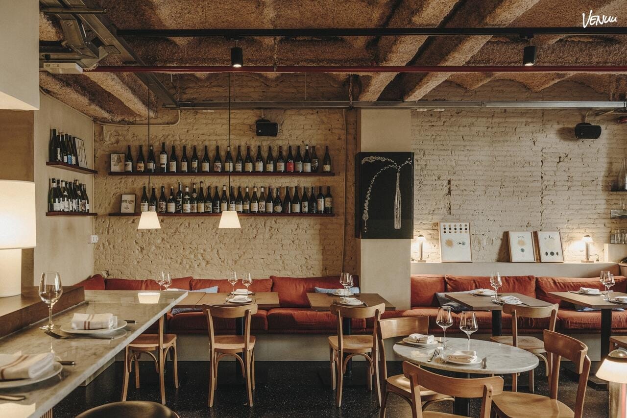 Bodega Bonay preparada para celebración familiar en Barcelona.