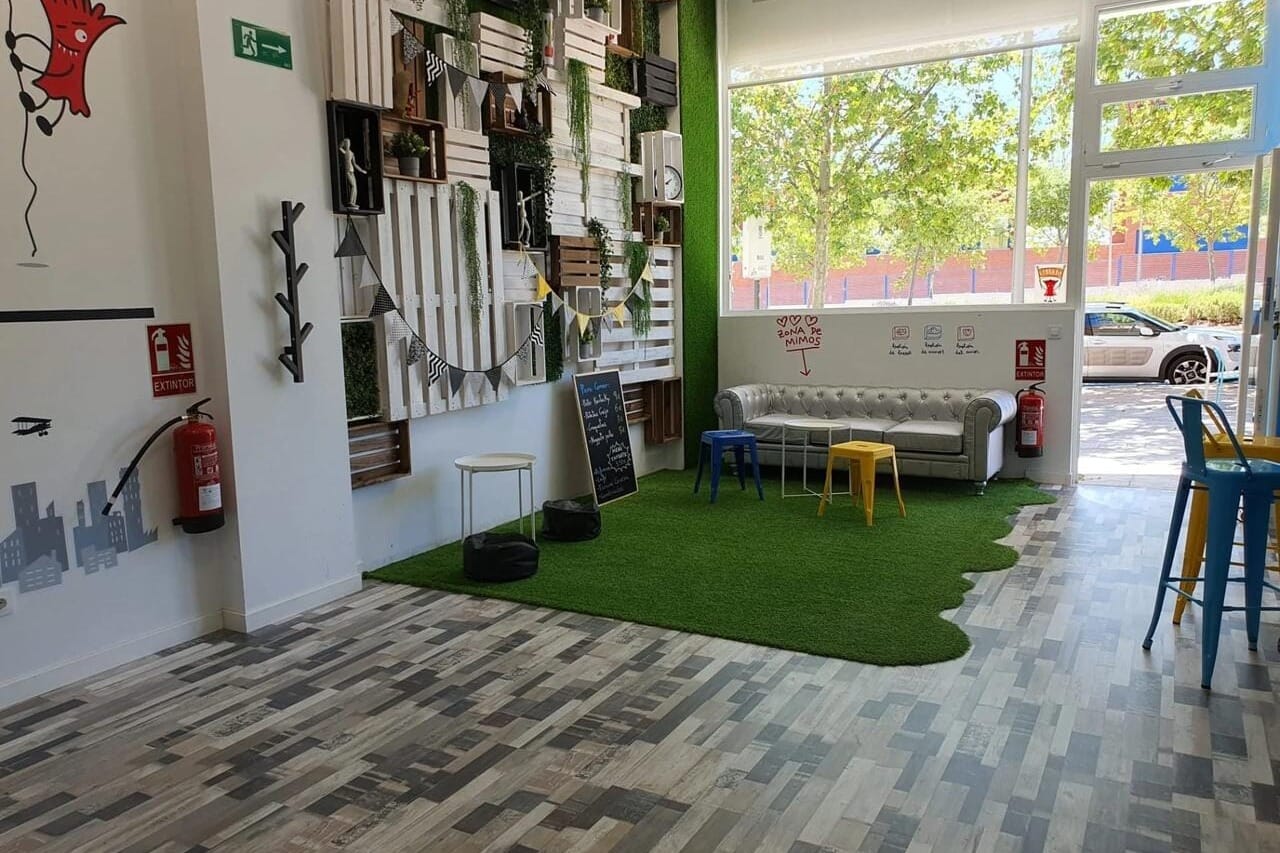 Ojo Loco Madrid bar animado para fiestas privadas.