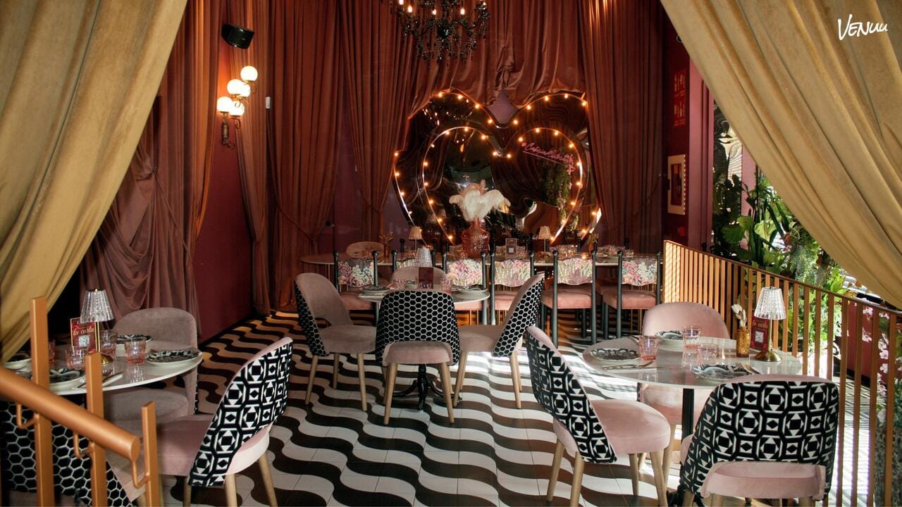 Palacio Cabaret Madrid espacio original para bodas económicas.