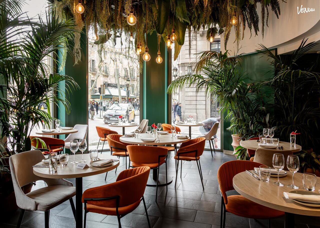 Restaurante CentOnze Barcelona, espacio moderno para comidas de empresa y grupos.