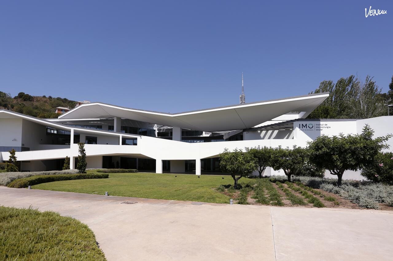 Espacio IMO Jardín preparado para evento empresa al aire libre.
