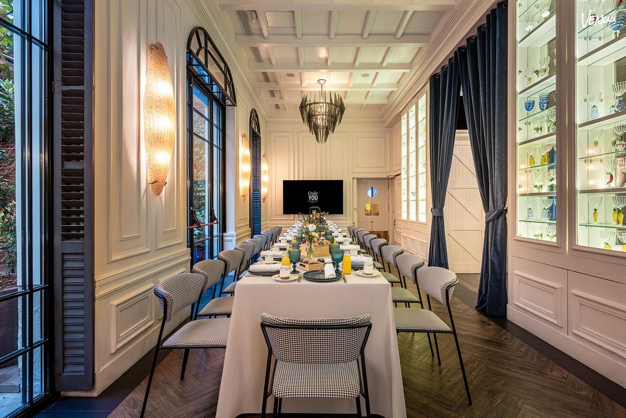 YOUNIQUE Restaurant para comidas de grupos y eventos en Madrid.