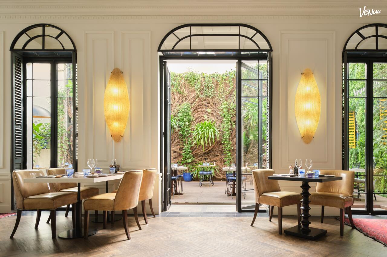 YOUnique Restaurant para celebraciones familiares elegantes en Madrid.