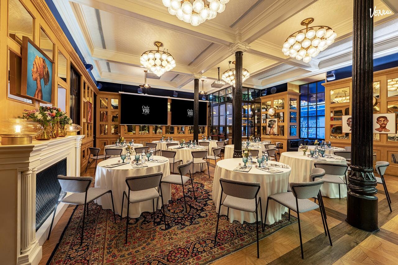 Only YOU Boutique Hotel YOUNIQUE para cenas de gala y celebraciones de Nochevieja en Madrid.