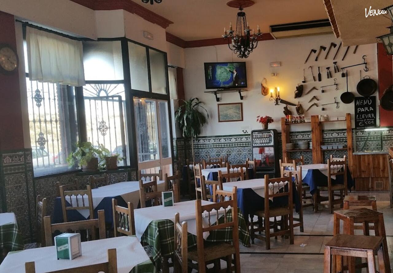 Restaurante Los Bravos, restaurante para cenas de Navidad, grupos y celebraciones en Málaga.