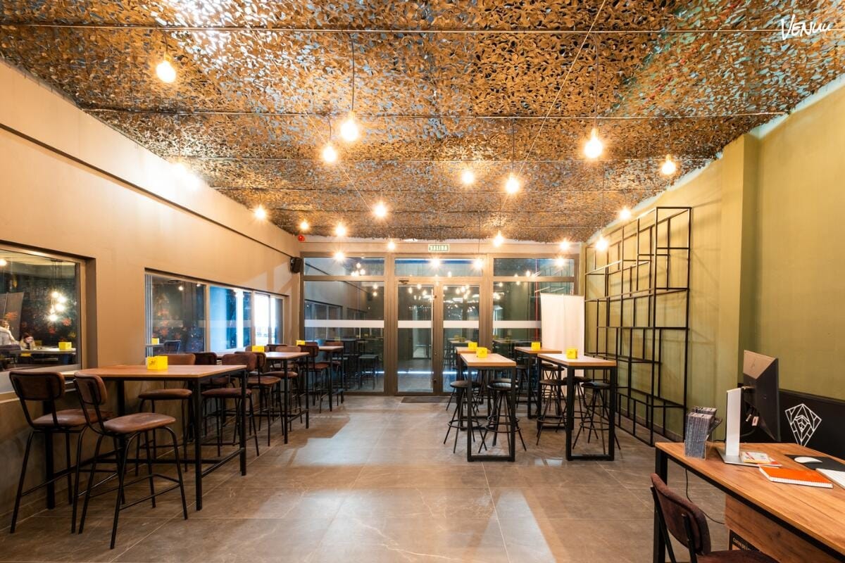 Somos Wakanda Gastrobar, restaurante para celebraciones y cenas de grupo en Zaragoza.