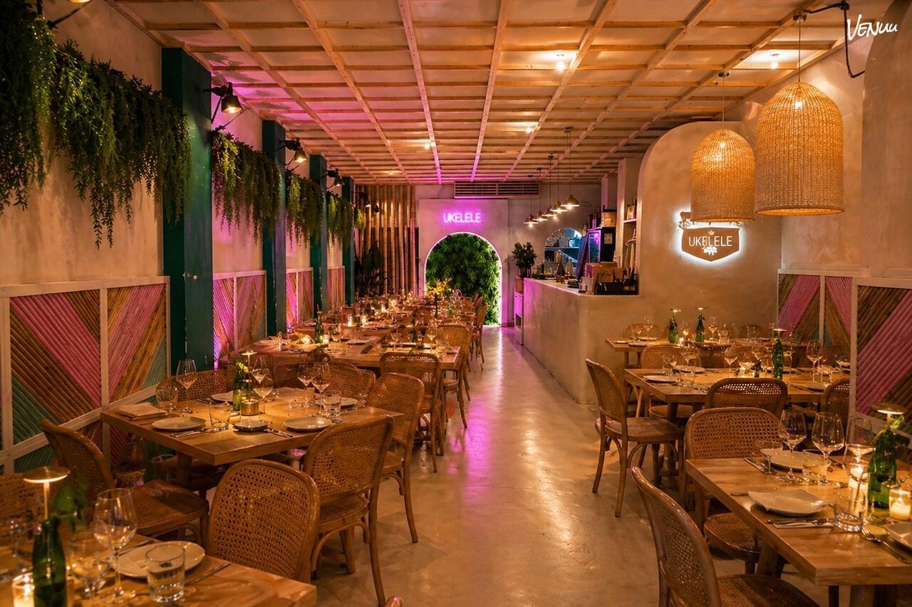 Ukelele Gastro Lounge, restaurante tropical con encanto para cumpleaños y celebraciones en Valencia.