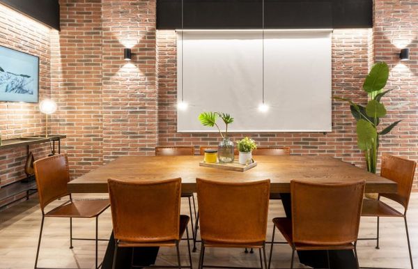 ¿Reunión a última hora? Aquí tienes 12 Salas de Reuniones en Madrid disponibles por horas