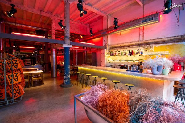 Los 9 mejores locales baratos en Barcelona para fiestas