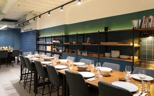 Cena de Navidad con tu gente: 13 Lugares para reservar en Barcelona que valen cada brindis