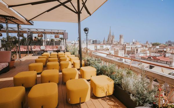 Cenas bajo las estrellas: 15 Restaurantes con terraza en Barcelona cenar al aire libre