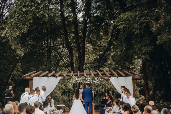Ceremonia de boda: Cómo elegir invitaciones y cuidar los detalles que marcan la diferencia