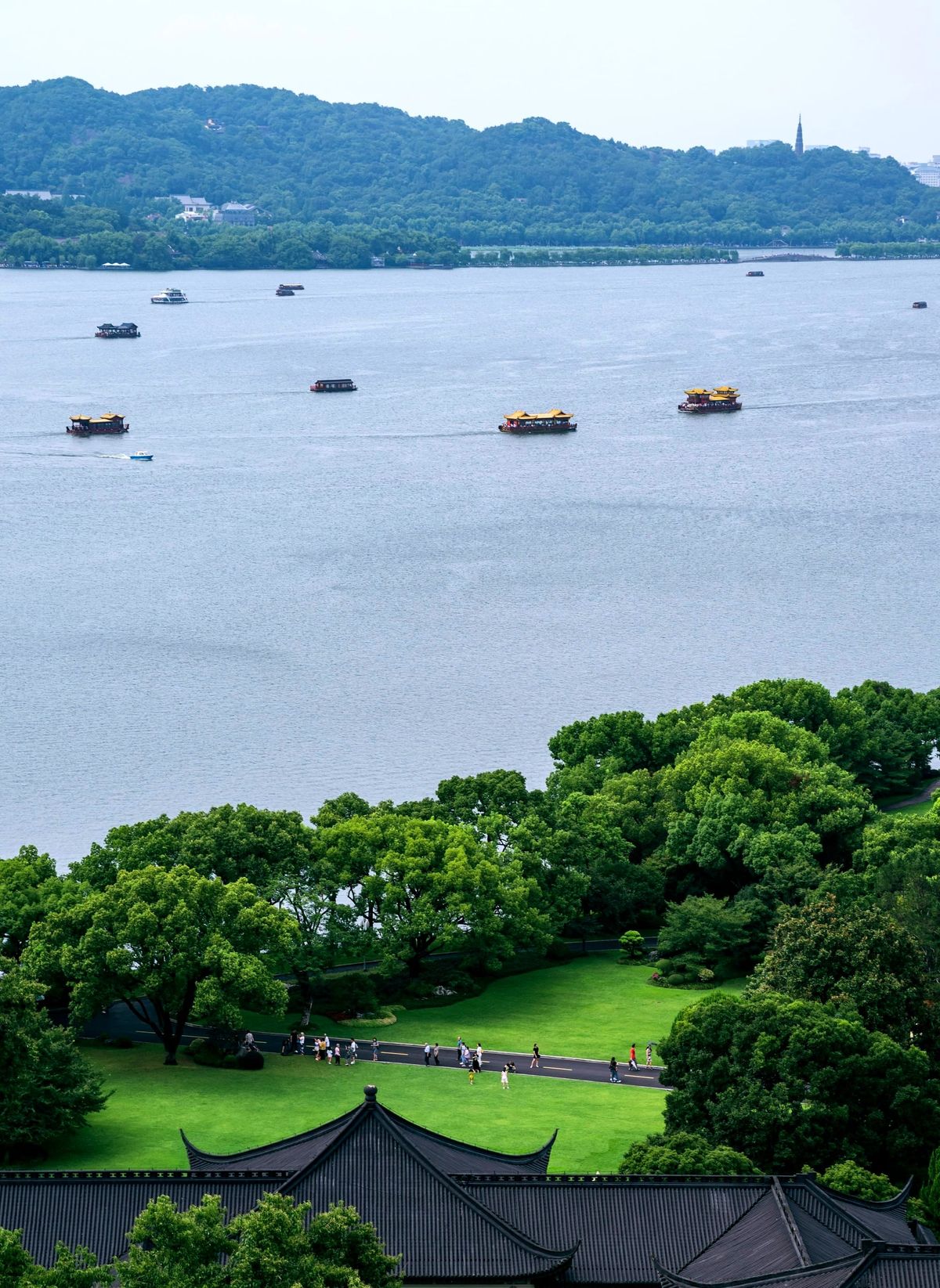 Hangzhou: A Field Guide to Power, Belief and Beauty
