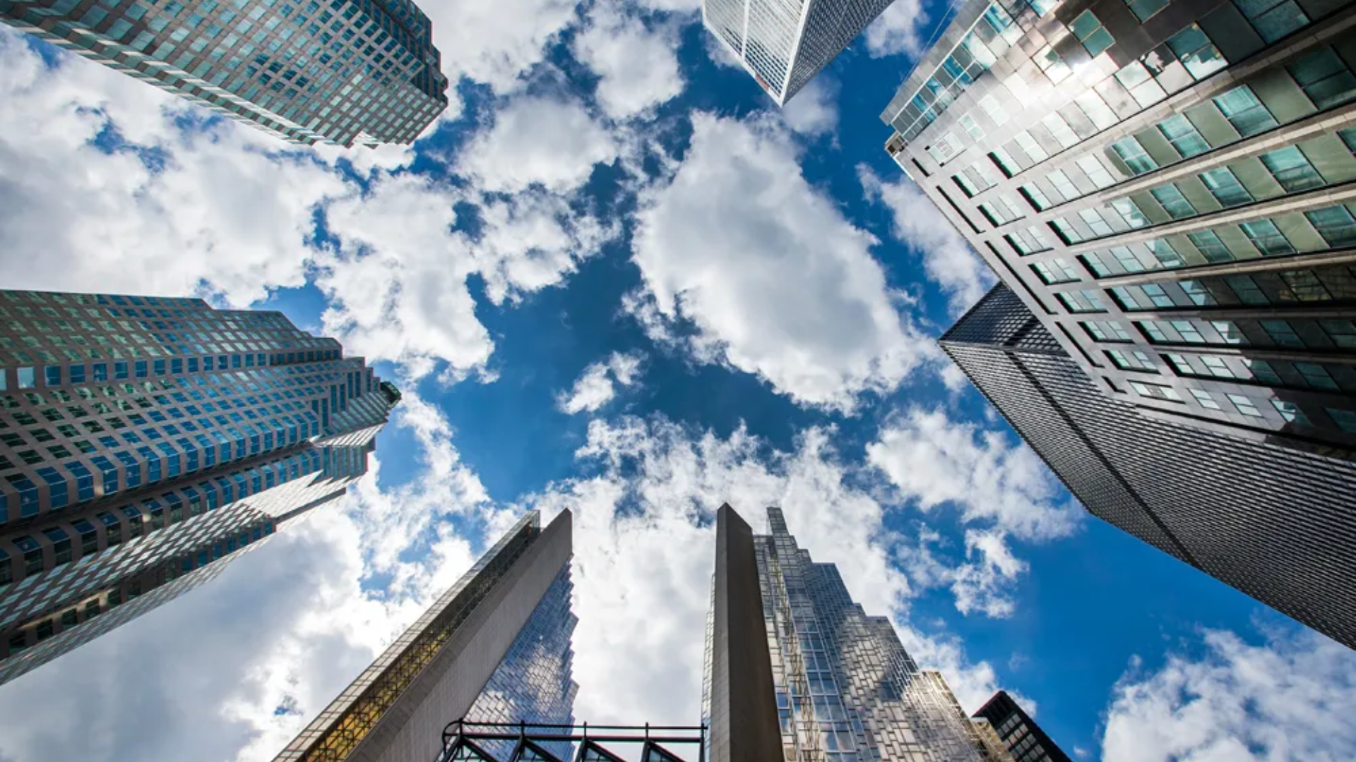 Top Neobanks Using Stablecoins in 2026