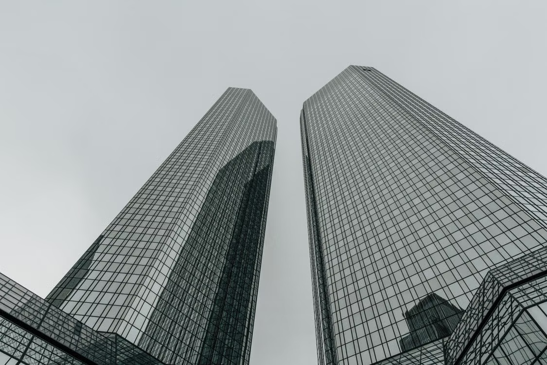 Traditional Banks and Enterprises Adopting Stablecoins