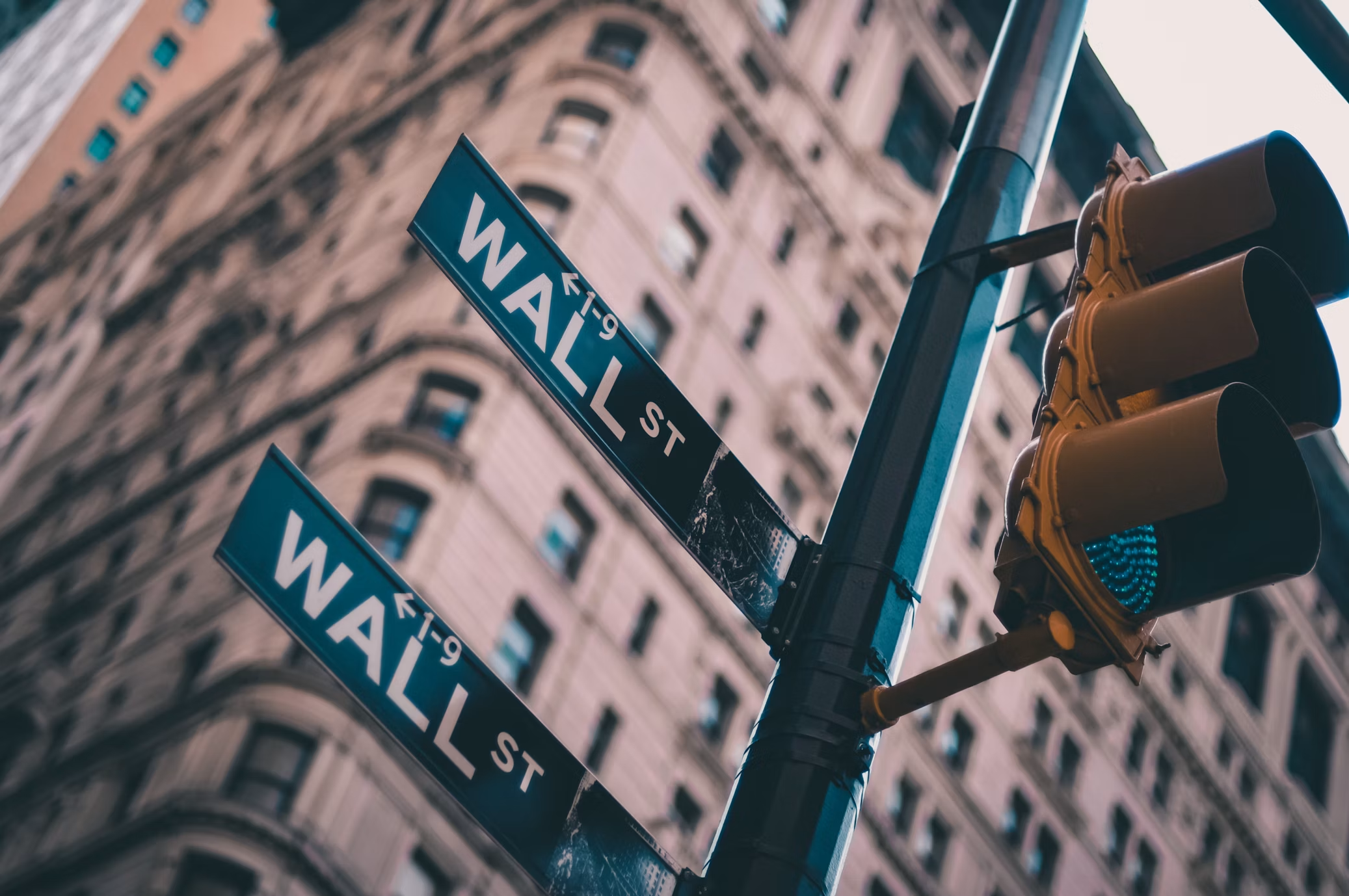 Stablecoin Market Cap Falls $10 Billion