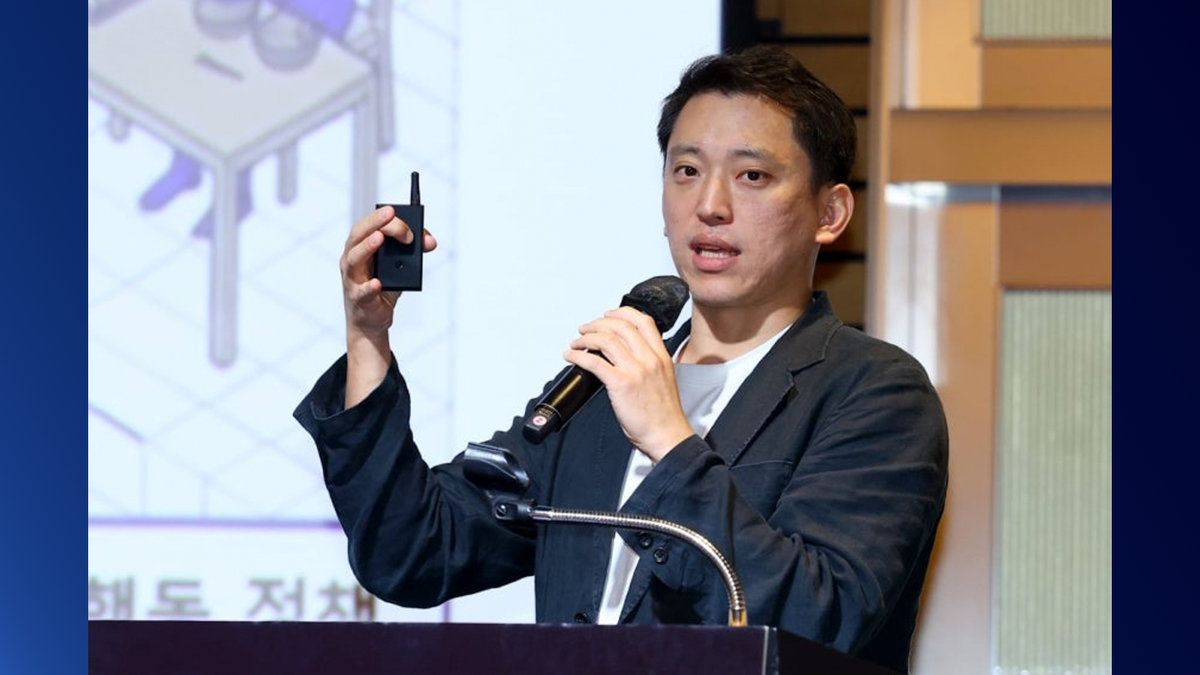 "AI 대체는 '마케팅 용어'…로봇 현장엔 여전히 사람 필요" [2026 한경 AX 서밋] 섬네일