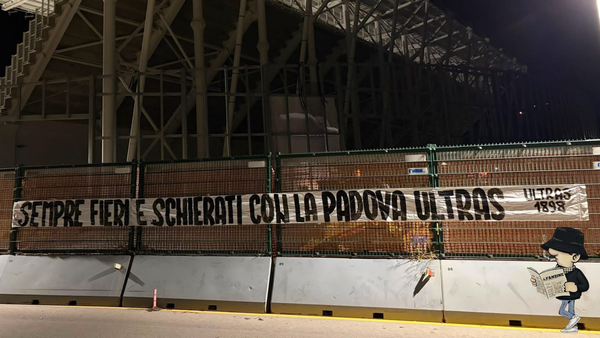 Ultras Ascoli, striscione di solidarietà per i Padovani.