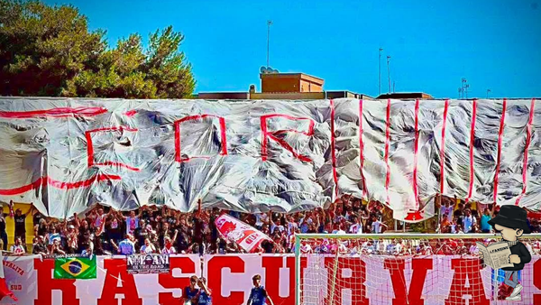 La Curva Sud Barletta su Fidelity Card e Squadre B.