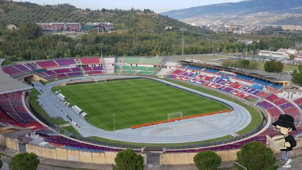 Cosenza-Crotone, «Nessuna rivalità da inventare».