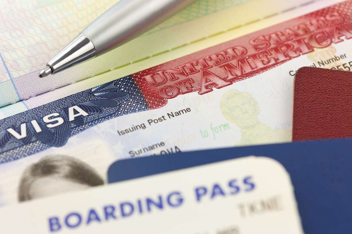 Estados Unidos Lança Programa de Caução de Visto para Alguns Visitantes B-1/B-2