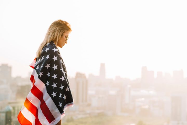 Suprema Corte autoriza fim do status legal de 500 mil imigrantes sob o programa CHNV: entenda o impacto da decisão