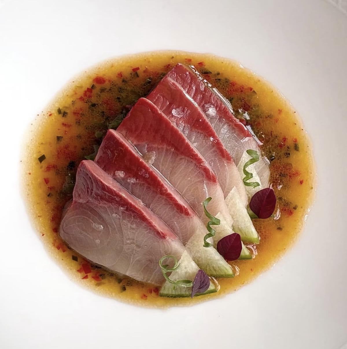 Ponzu hier, Ponzu dort. Ponzu überall. Aber was ist Ponzu? Zum Haaröl brünzeln.