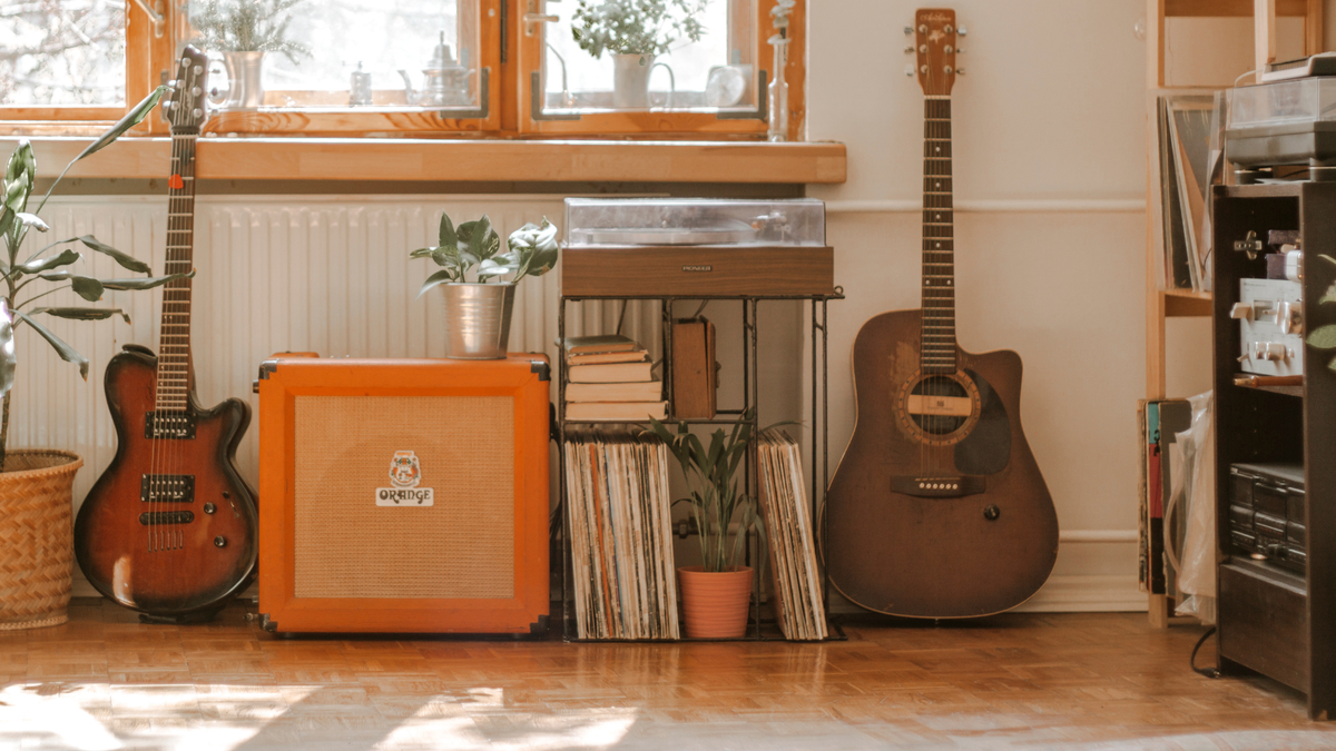 Living Wage for Musicians Act Returns, Court Dismisses Lawsuit Against PRS, and Cox Fights Infringement Liability Ruling