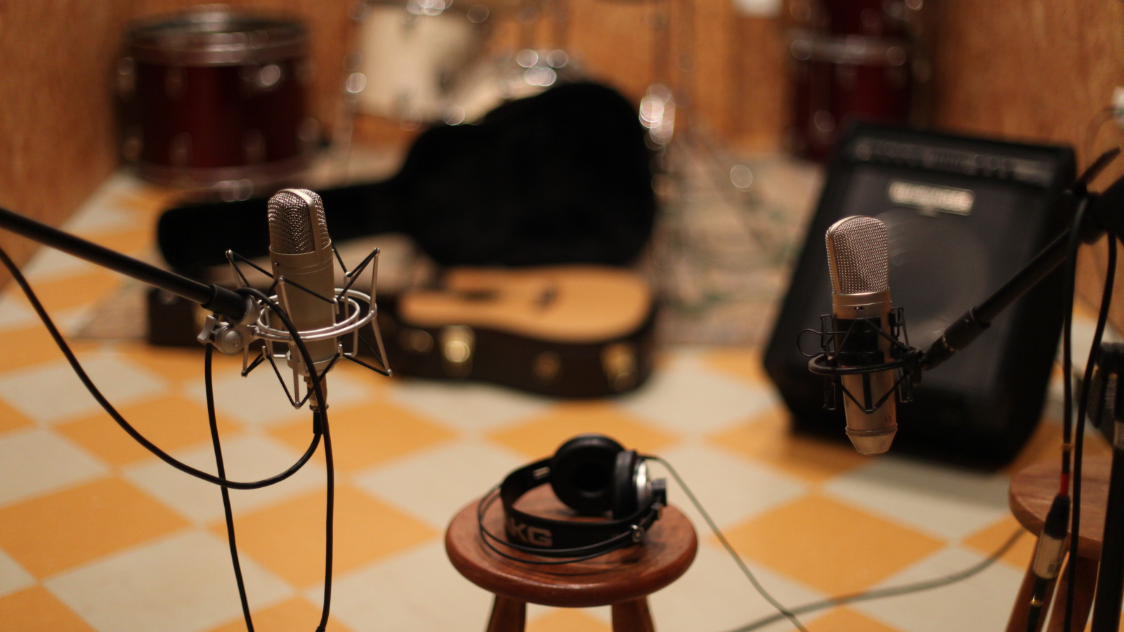 UMG Faces EU Scrutiny, AI Copyright Loophole Questioned, LyricFind Escalates Lawsuit