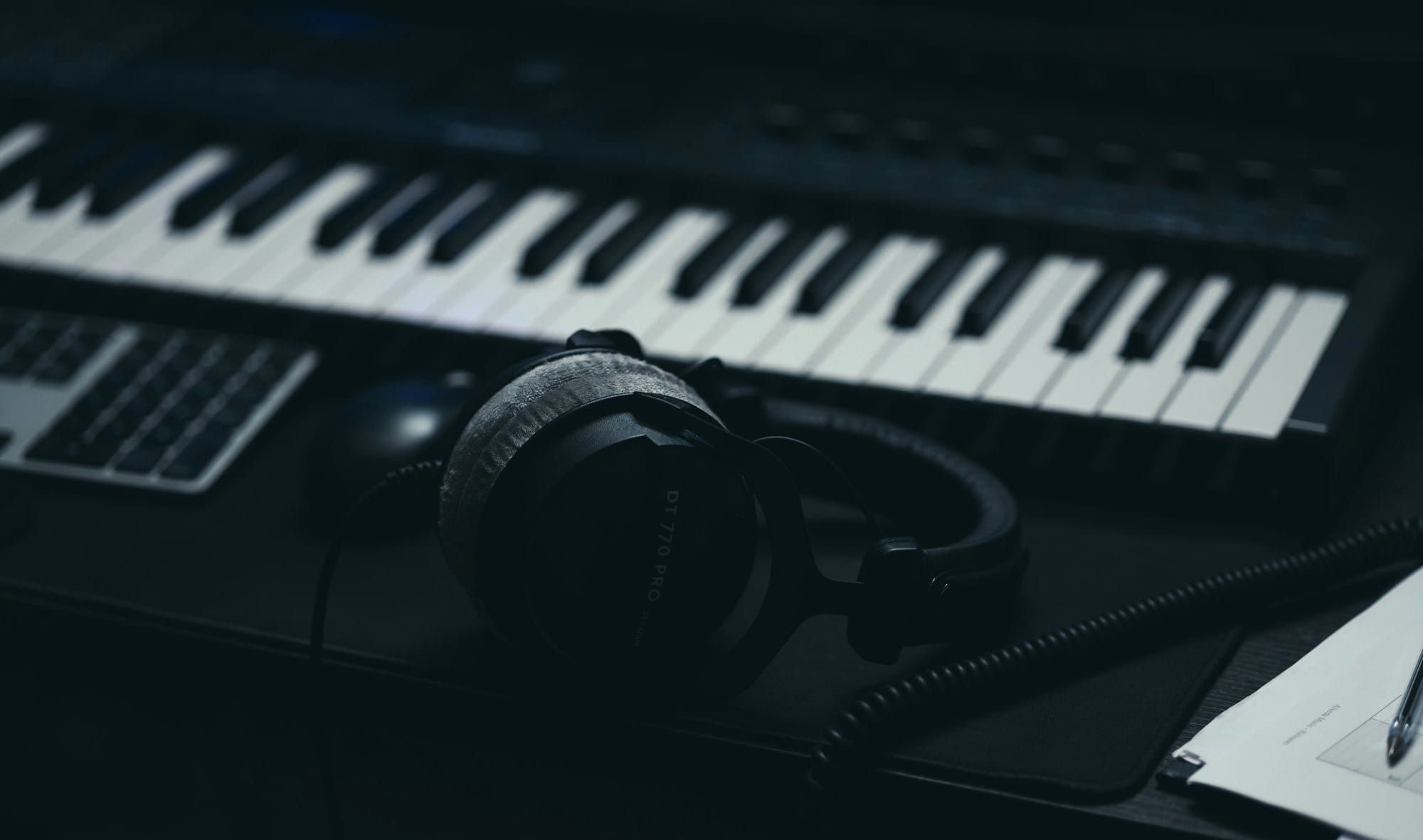 How Are Recording Royalties Split Between Contributors
