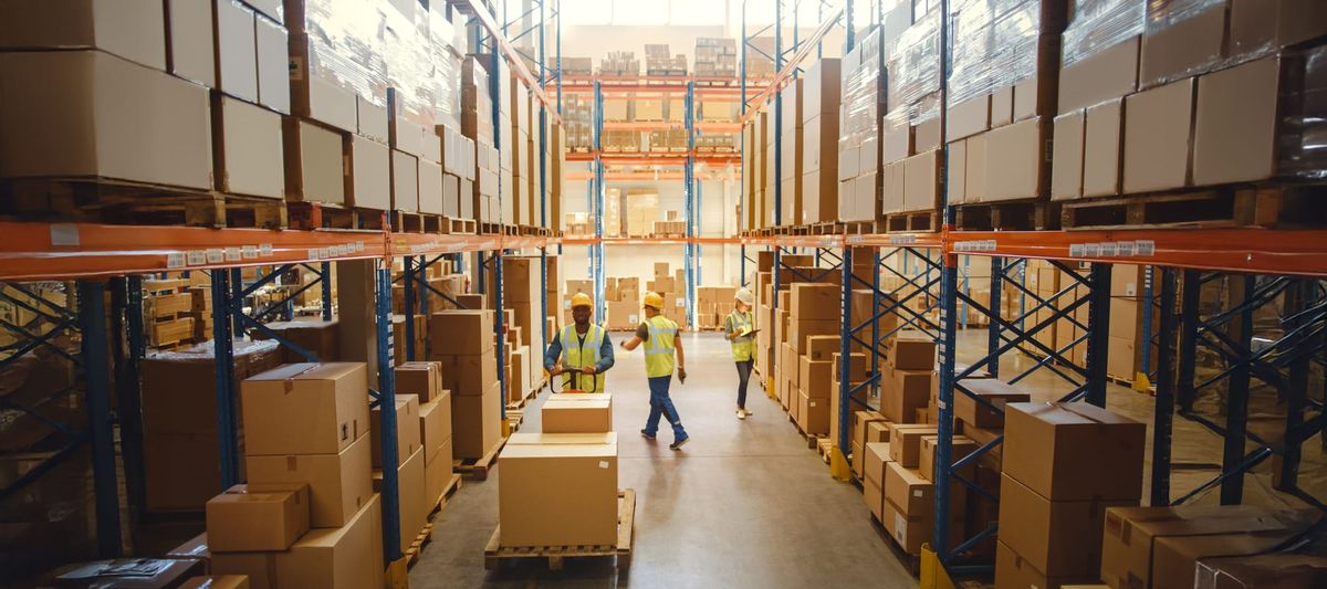 Distribution Center, What's the timeline for a full distribution center liquidation?" / "What's involved in decommissioning a distribution center?
