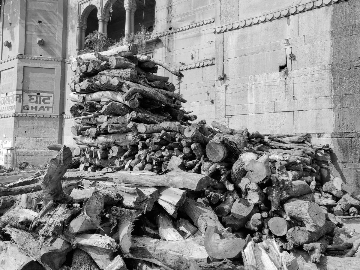 Death Along the Ganges