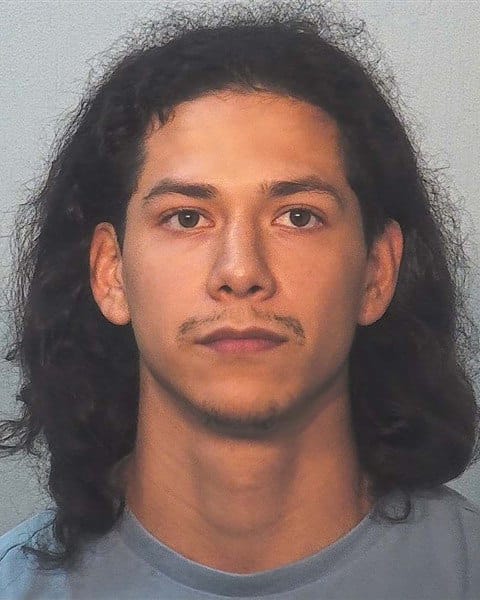 Allen County warrant photograph for Moses Jose Santos