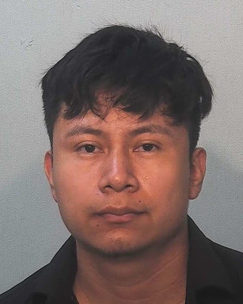 Allen County warrant photograph for Victor Leonel Hernandezlopez