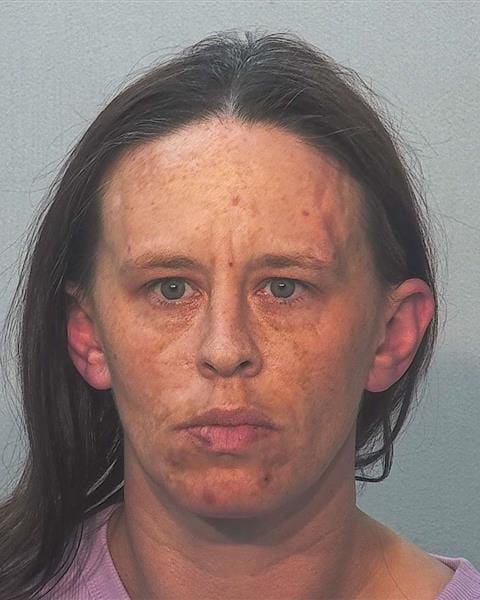 Allen County warrant photograph for Kristi Lee Beard