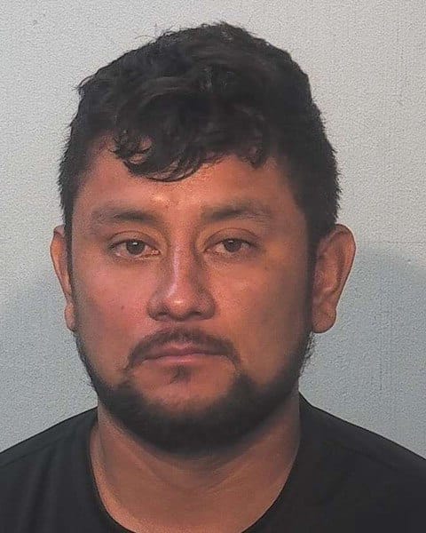 Allen County warrant photograph for Aldo Antonio Floreslazaro
