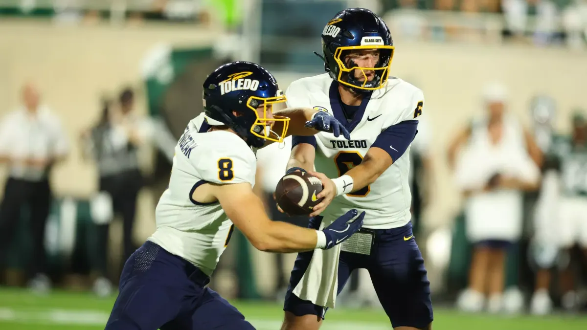 Toledo kicks into high gear in 39-24 road win over Ball State