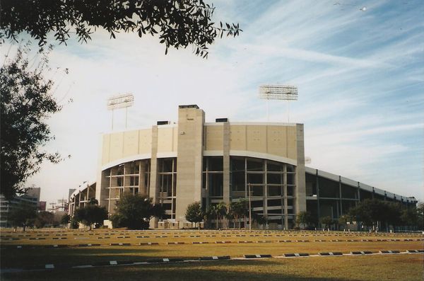 Two of Kent State football's all-time greats have Tampa connection