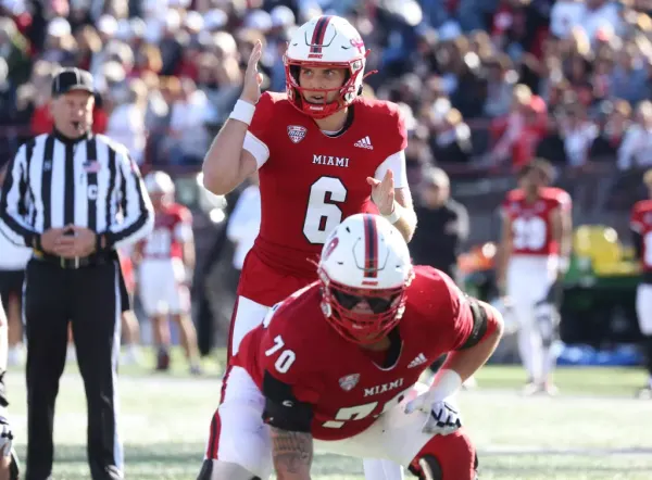 Miami nabs gritty 28-27 road win over Central Michigan to keep MAC title hopes alive