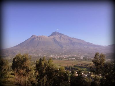 Photo of 'Taita Imbabura' and major Andean peak 