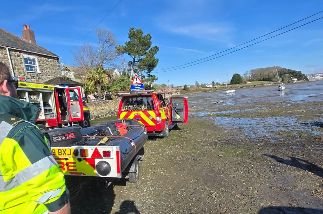 Person trapped in Wilcove mud: Major rescue operation underway