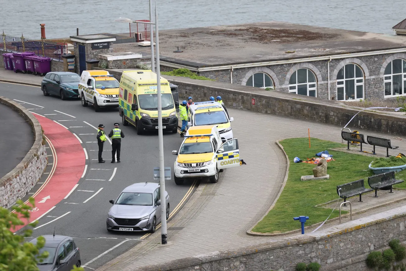 Child brought to safety after Plymouth Hoe incident