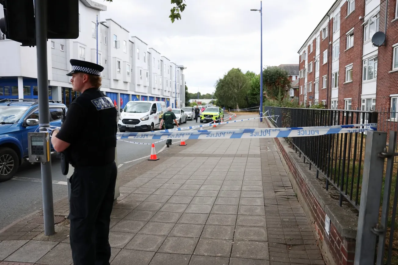 Major 999 response after 'toddler falls from window'