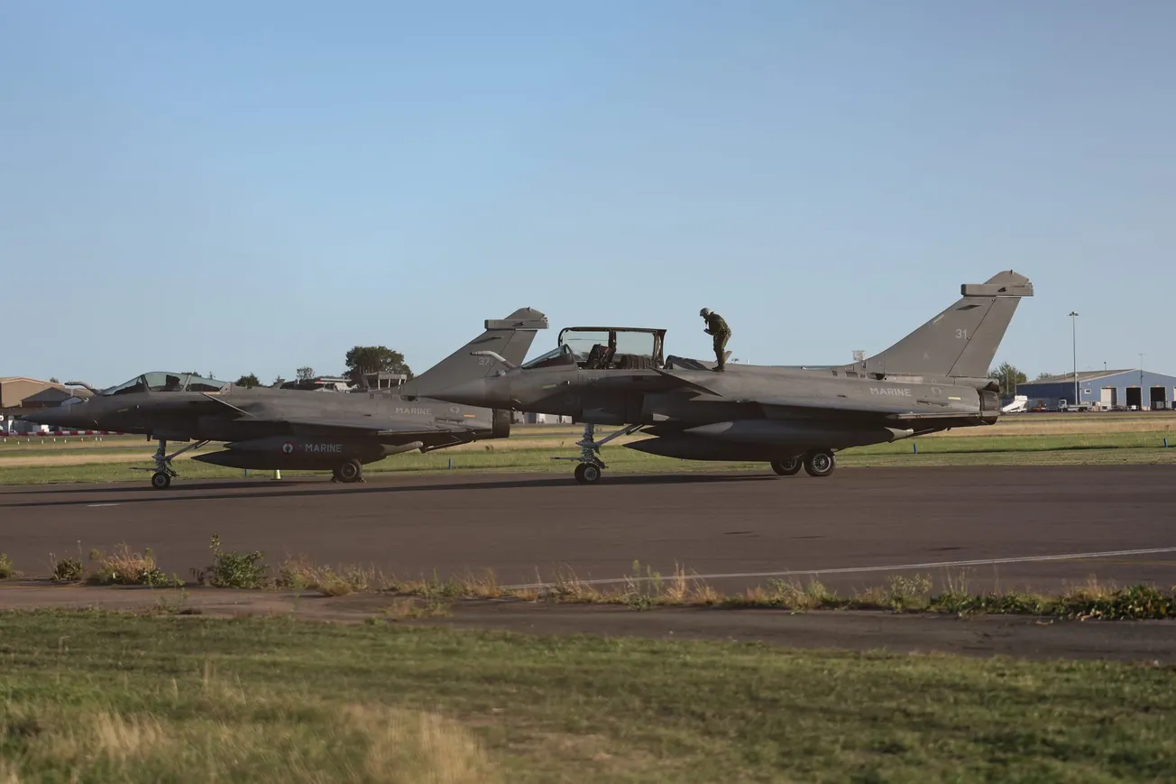 French military fighter jet makes emergency landing at UK airport