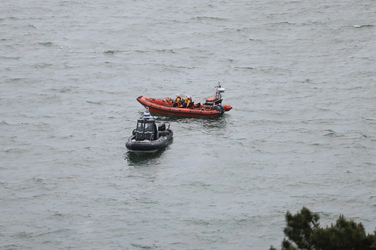 Huge emergency search for missing teenager