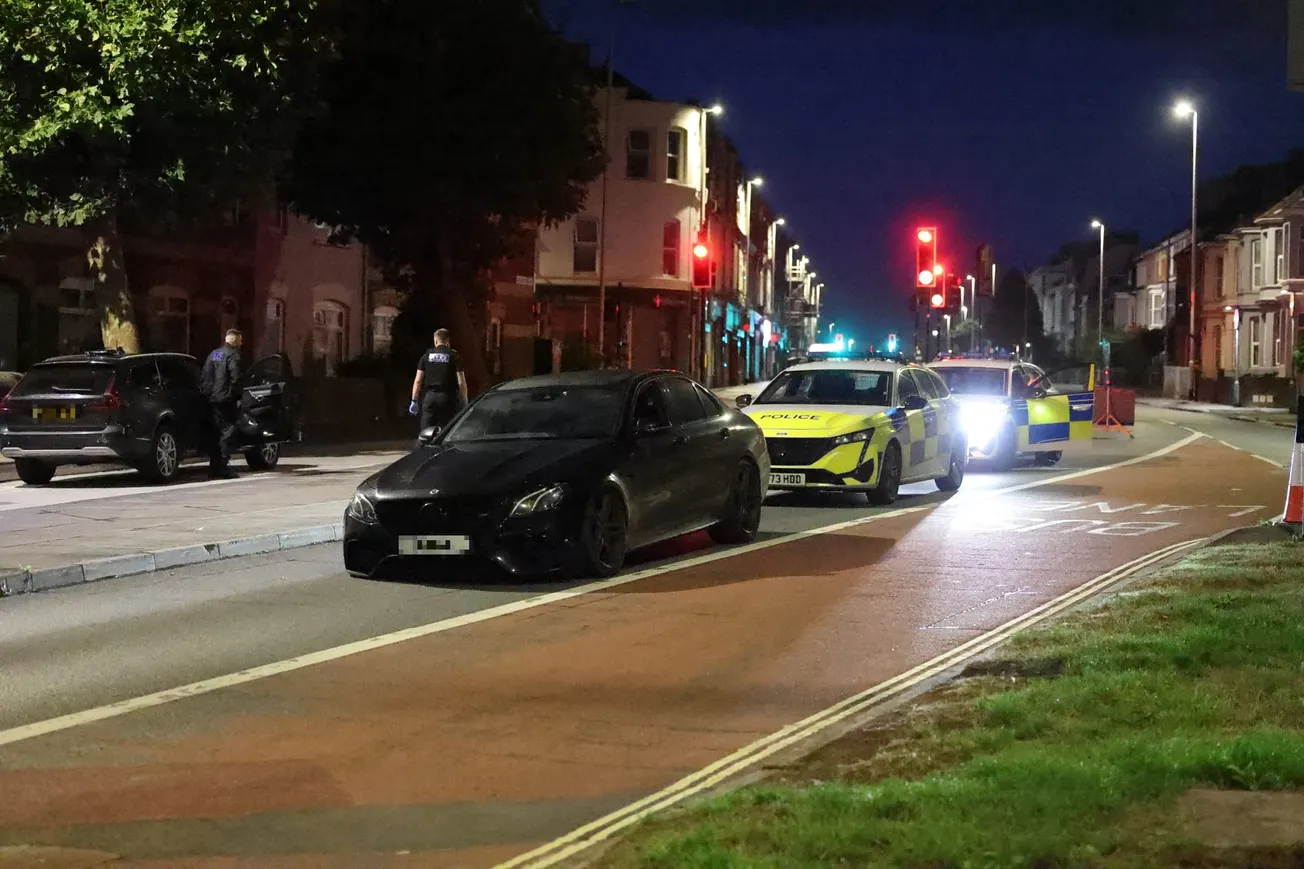 Mystery as car abandoned on Plymouth road with flat tyres and alcohol left inside