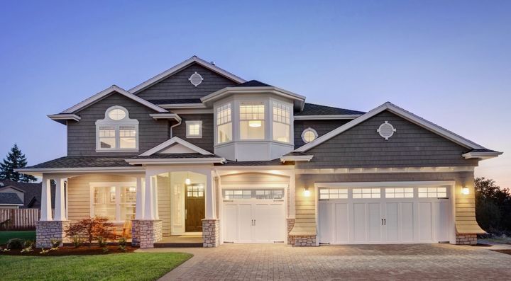 How an ecommerce CEO in the real estate space learned to stop worrying and love the floating trustmark