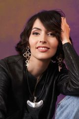 Olessya Avaz