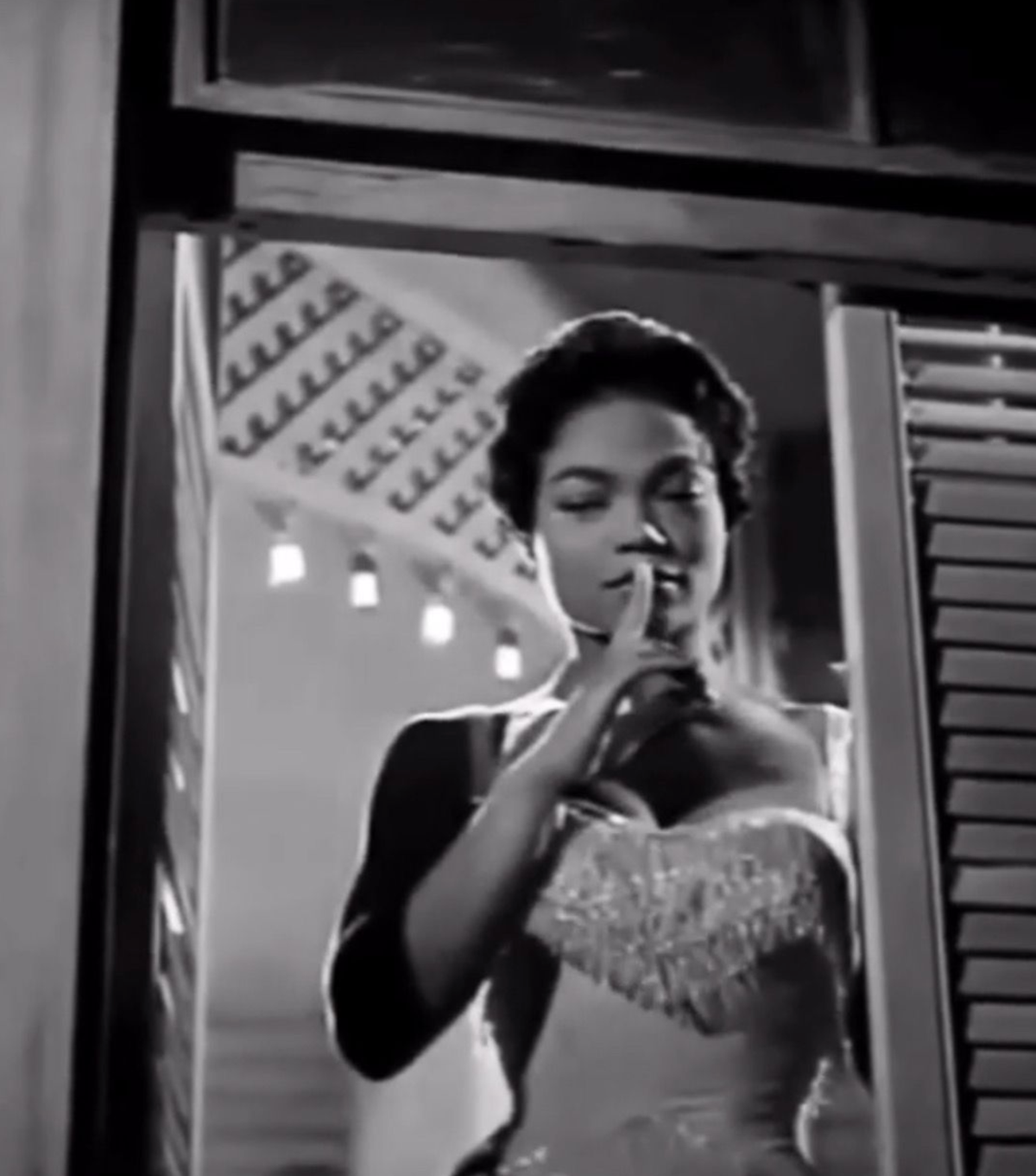 Ms. Kitt's Waist Secret