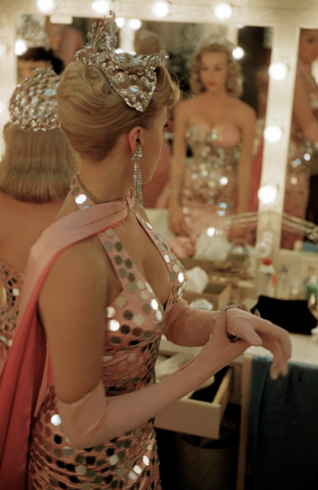 Sparkly Christmas Costumes in Serious Theaters